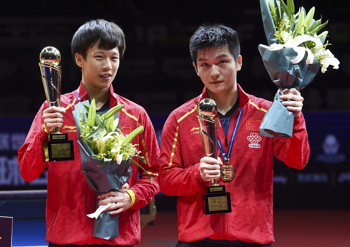 波兰队完胜葡萄牙队，樊振东惊艳四座