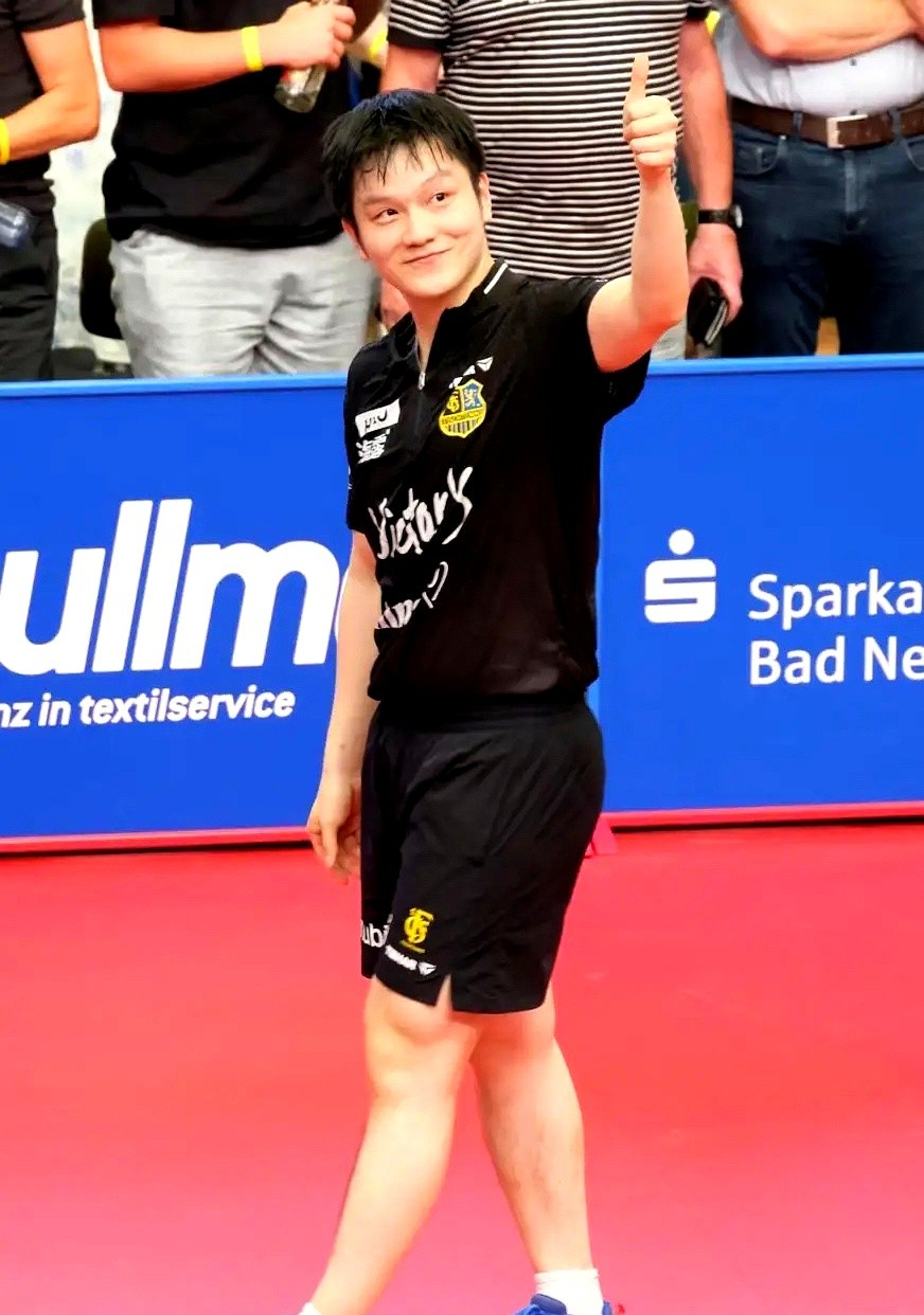 法国队碾压瑞典队，樊振东关键制胜