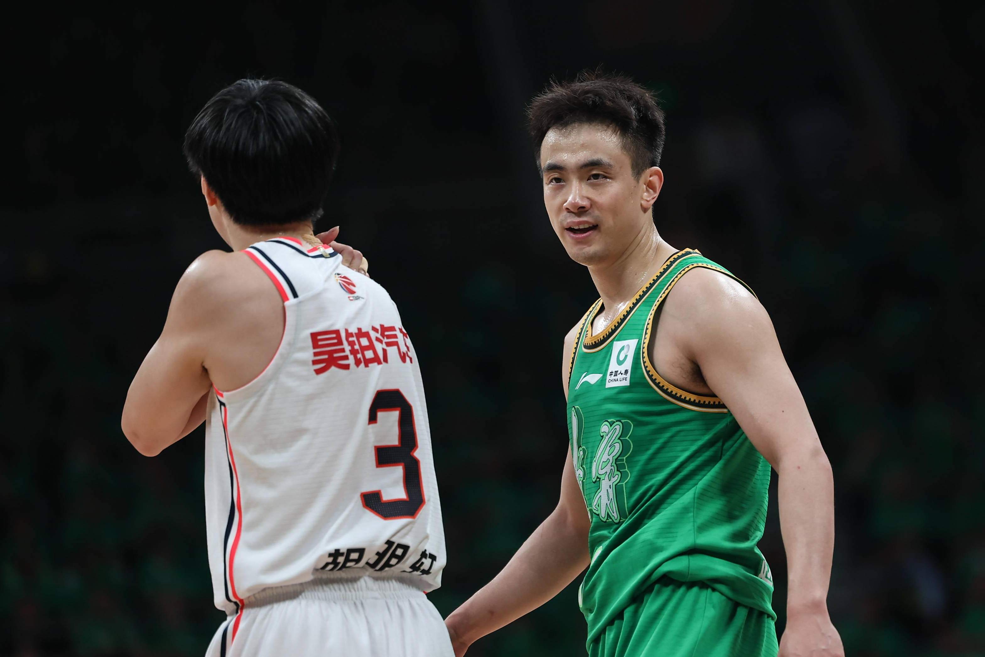 广东队鏖战快船，赵继伟状态火热