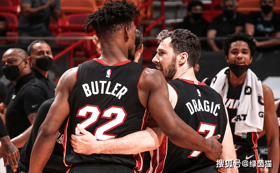 魔术完胜爵士，胡金秋带队取胜