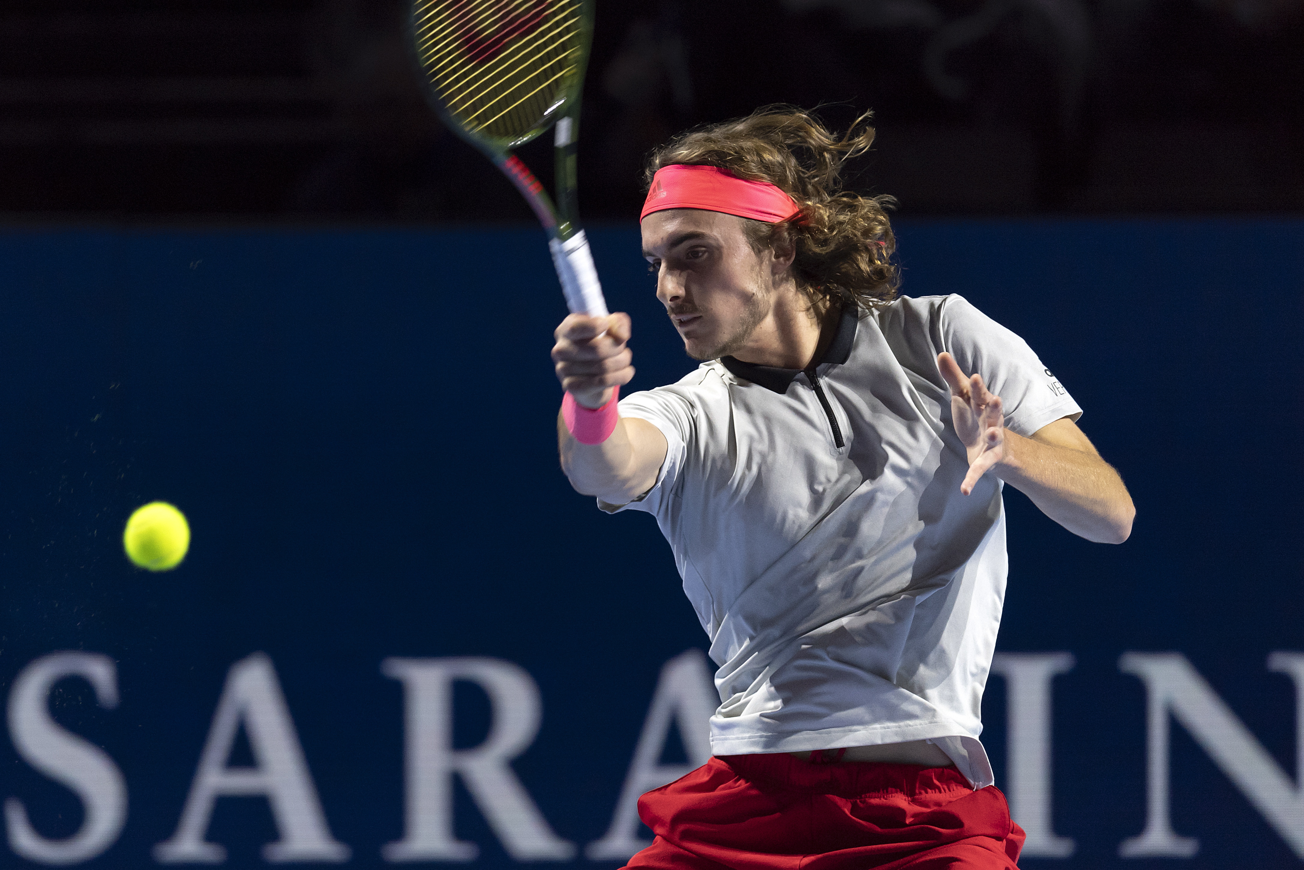 戴维斯杯力克年终总决赛，西西帕斯高光表现