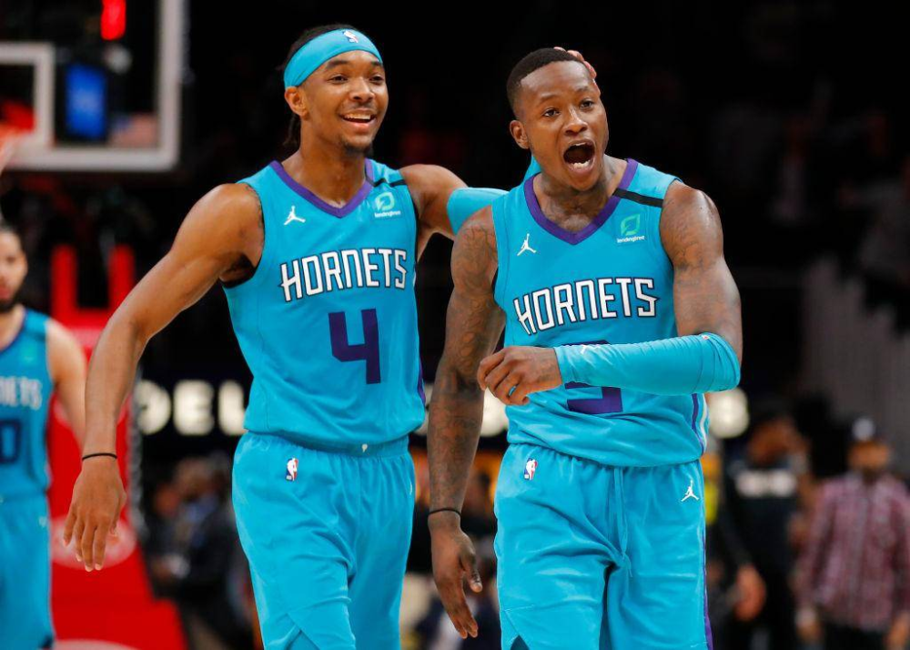 公牛轻取猛龙，福克斯关键制胜