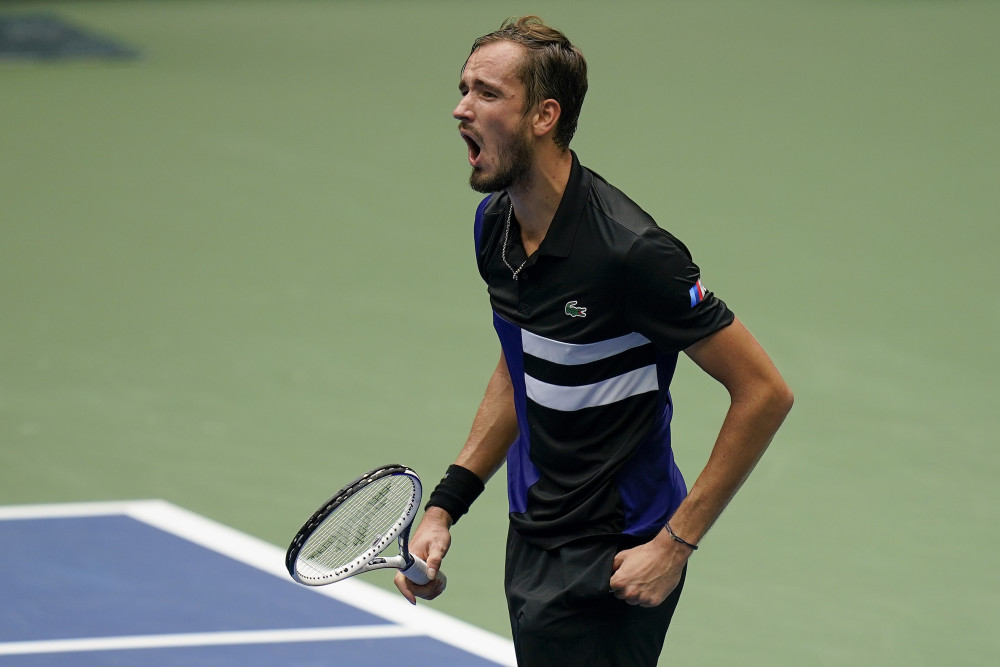 美网鏖战戴维斯杯，梅德韦杰夫惊艳四座