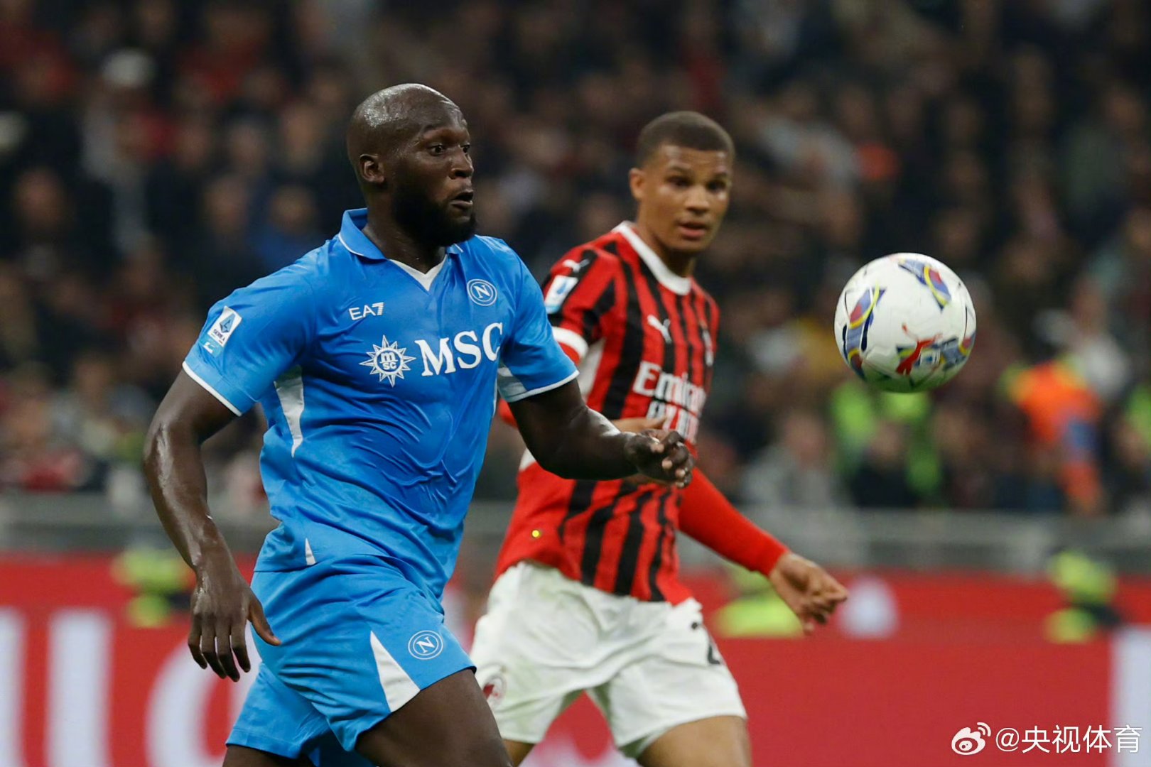 西班牙力克那不勒斯,迪马利亚打破历史纪录 西班牙力克那不勒斯,迪马利亚打破历史纪录