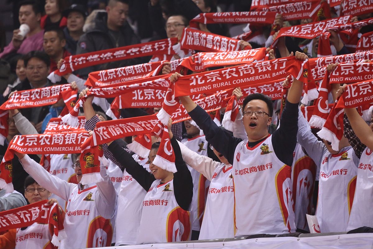 苏宁攻入关键一球，全队斗志高涨