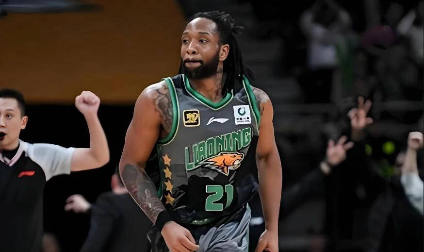 篮球俱乐部引进外援，备战新一季比赛