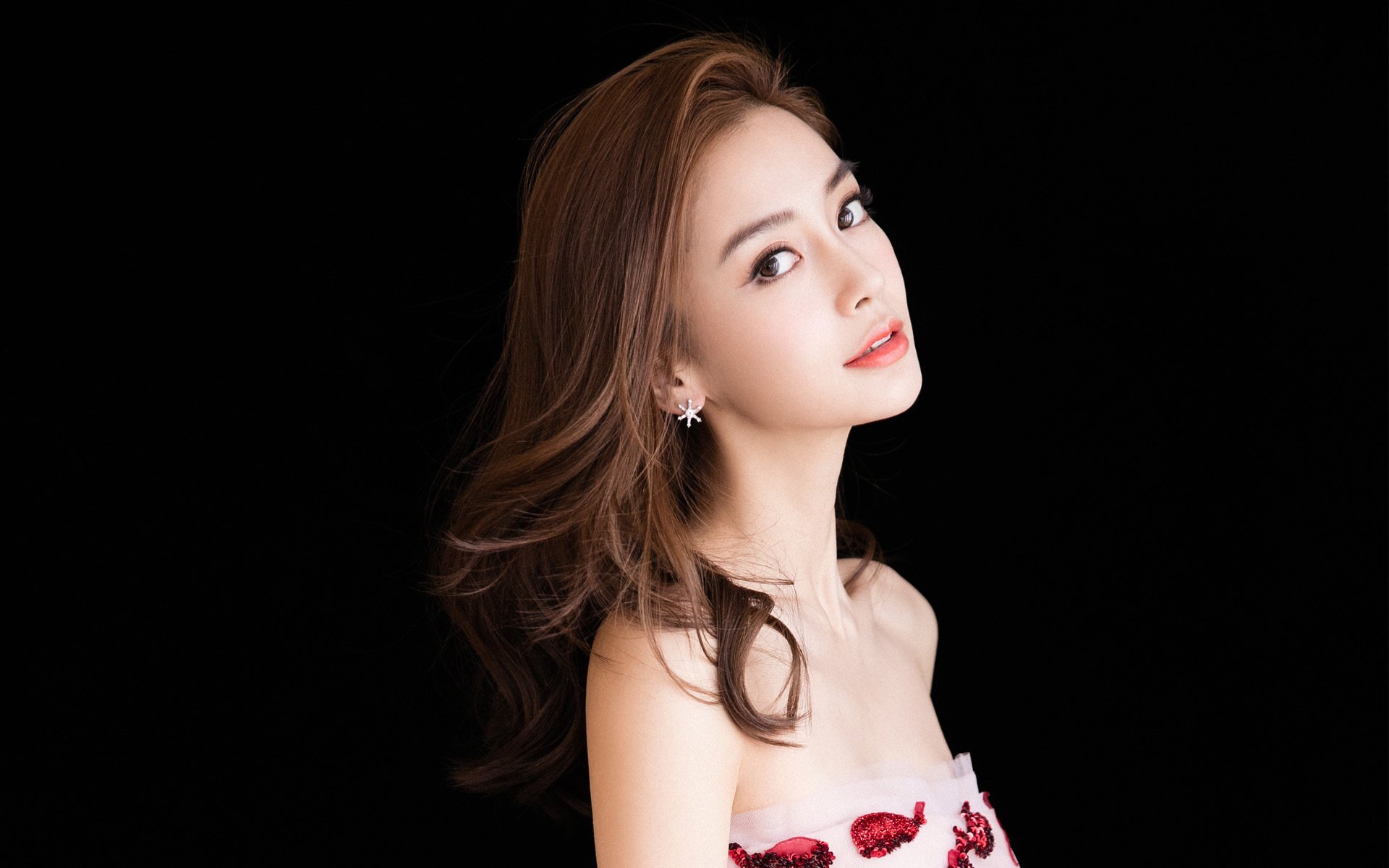 意甲焦点战之夜，哈兰德完成自我救赎，从阴影到光芒的蜕变