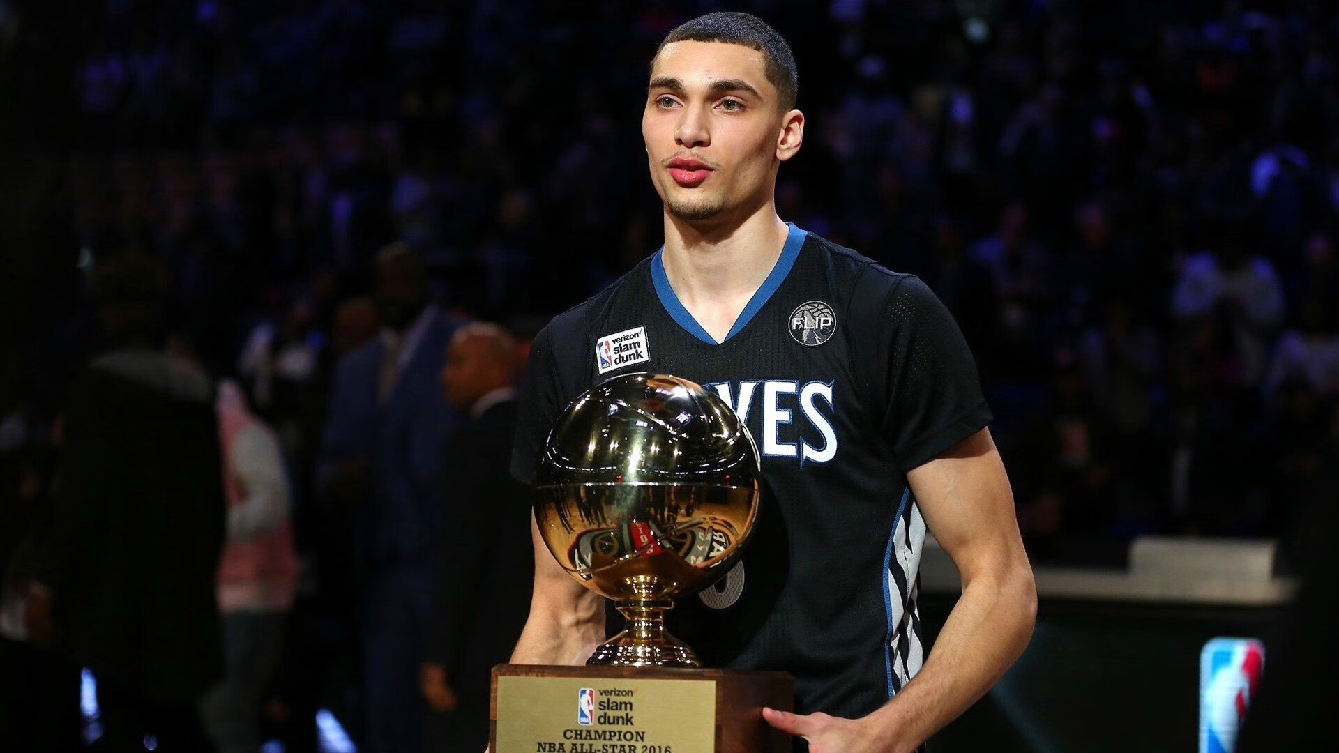 辽宁力克福建，詹姆斯式表现惊艳四座，诠释篮球艺术的东方魅力