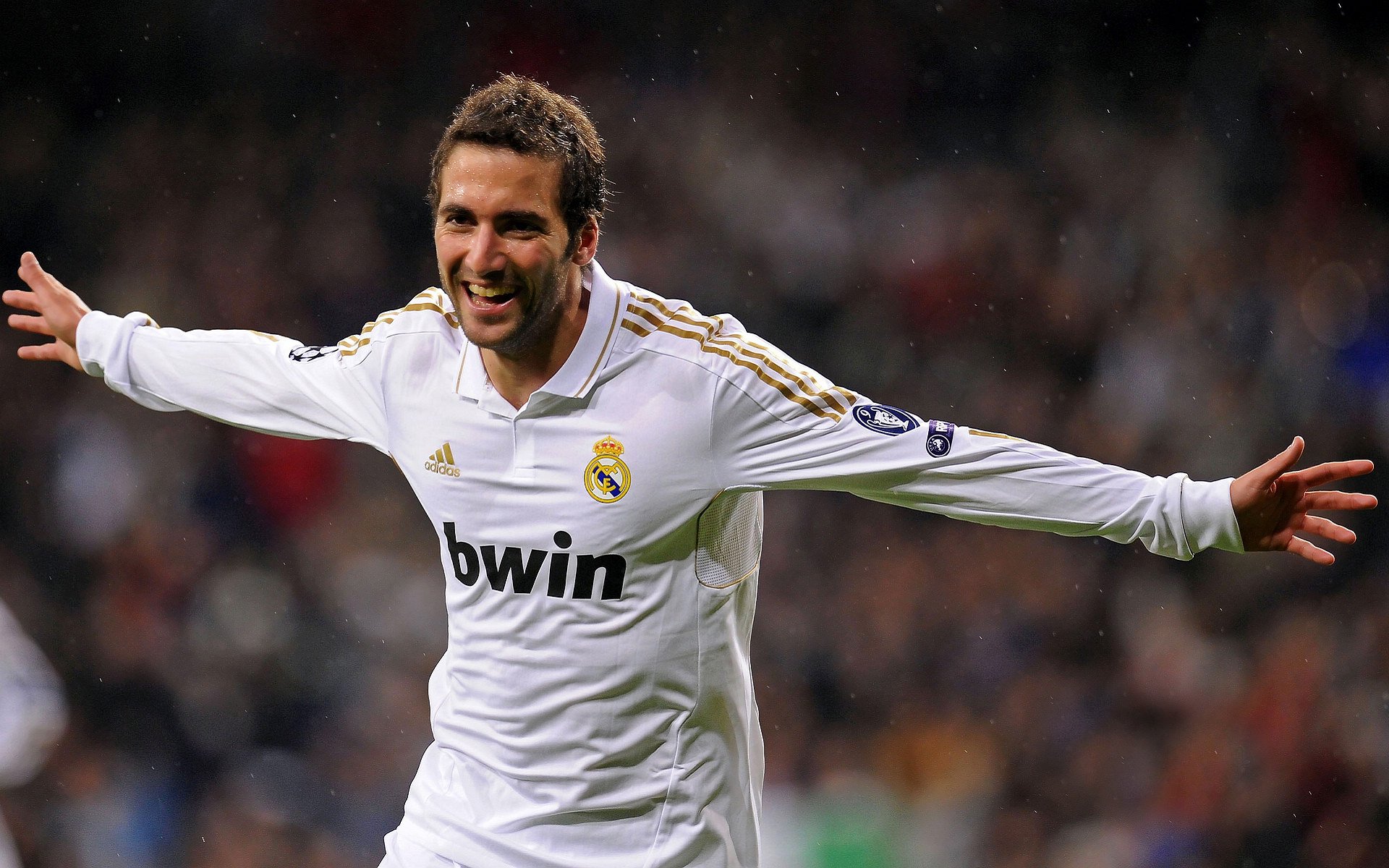 欧冠淘汰赛之夜，拉文如何用节奏魔法带动全队